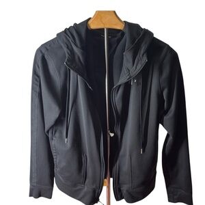 UnderArmour Lightweight, Zippered. No Tags, Fits like a Small